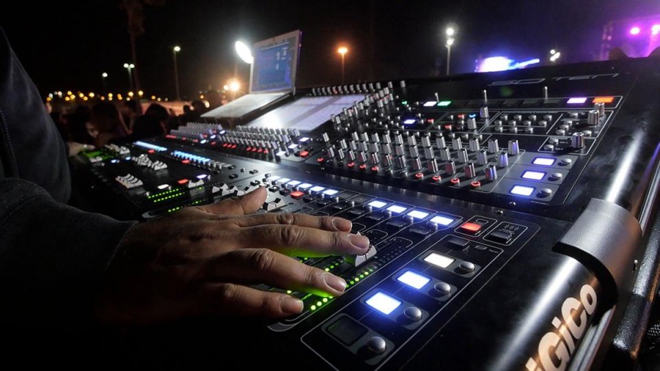 Nên chọn mua mixer loại nào
