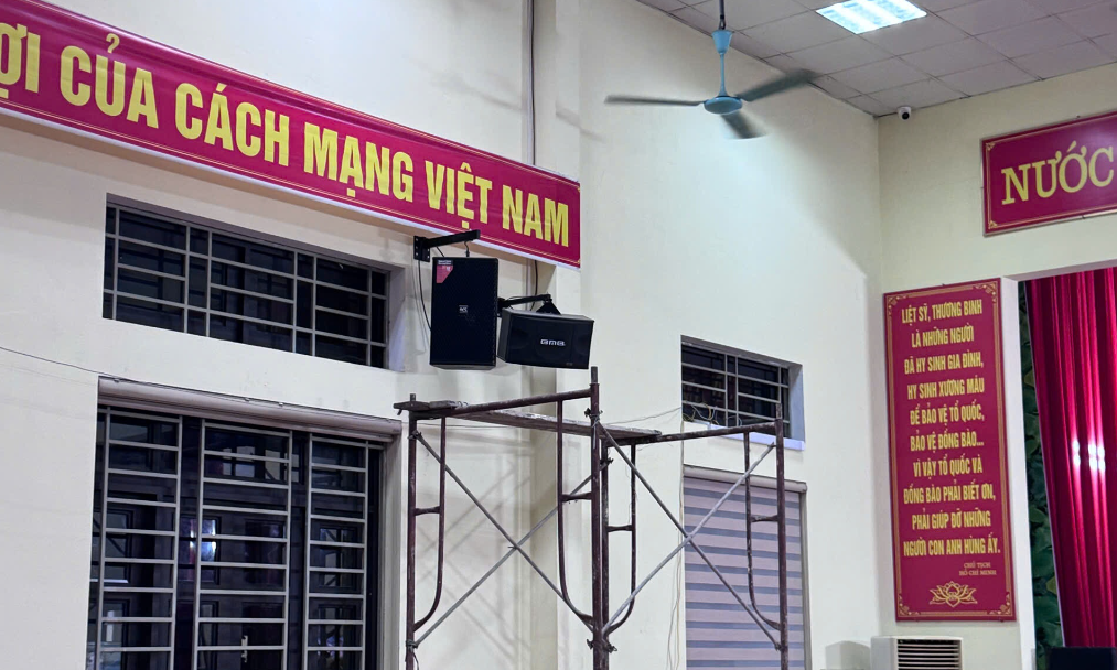 Thi Công Lắp Đặt Full Treo Tường Thẩm Mỹ